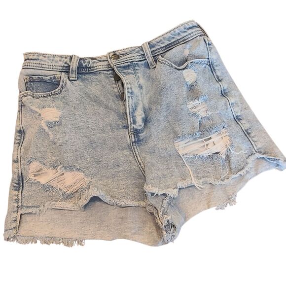 Women's Hollister Curvy Ultra High-Rise Mom Short 3" Size 28 Distressed Button - Picture 1 of 4
